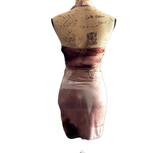 Prettylittlething Neutral Marble 2 Piece Skirt Set Halter Mini US Size 6‎ - Picture 4 of 6
